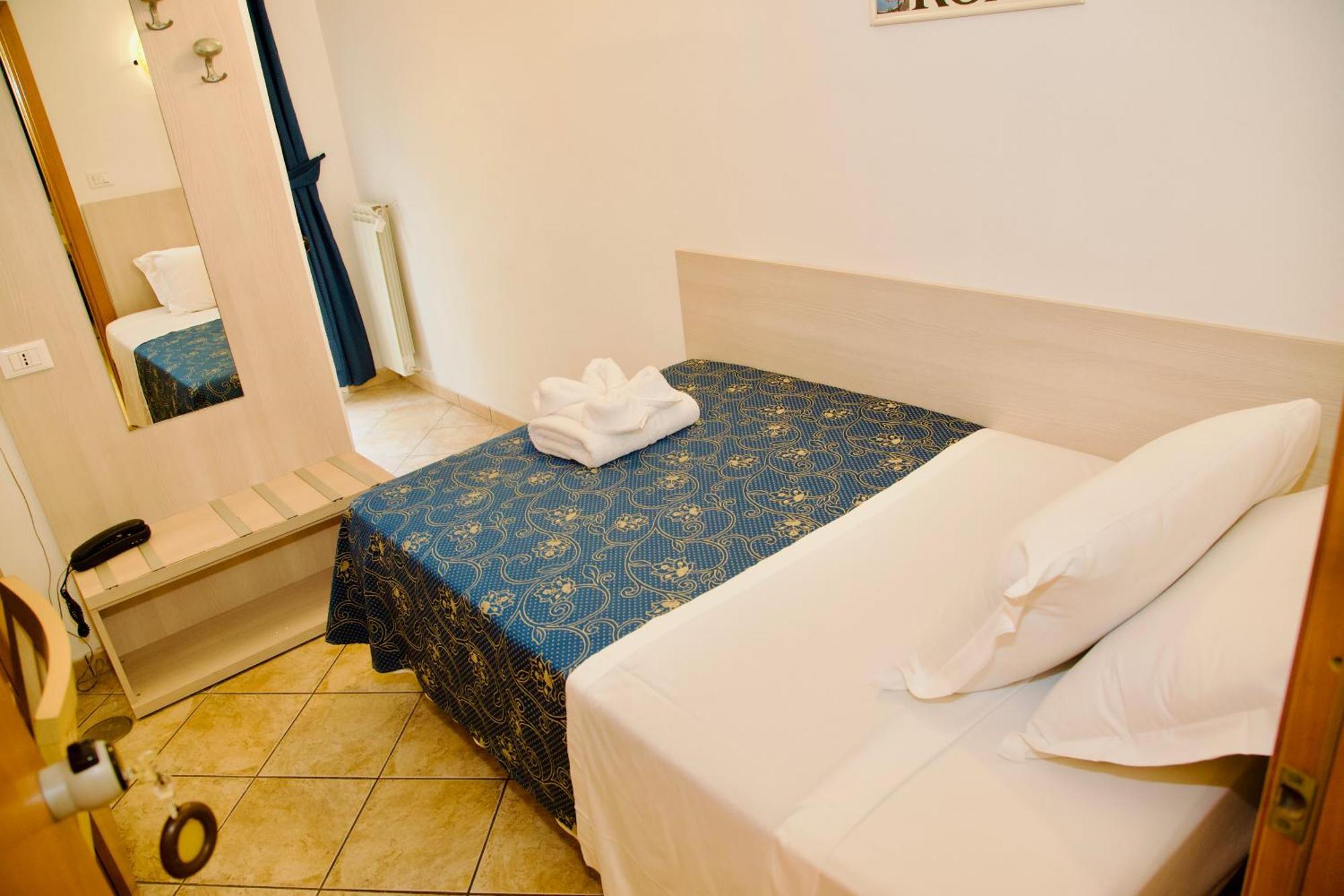 Albergo Marechiaro Рим Экстерьер фото