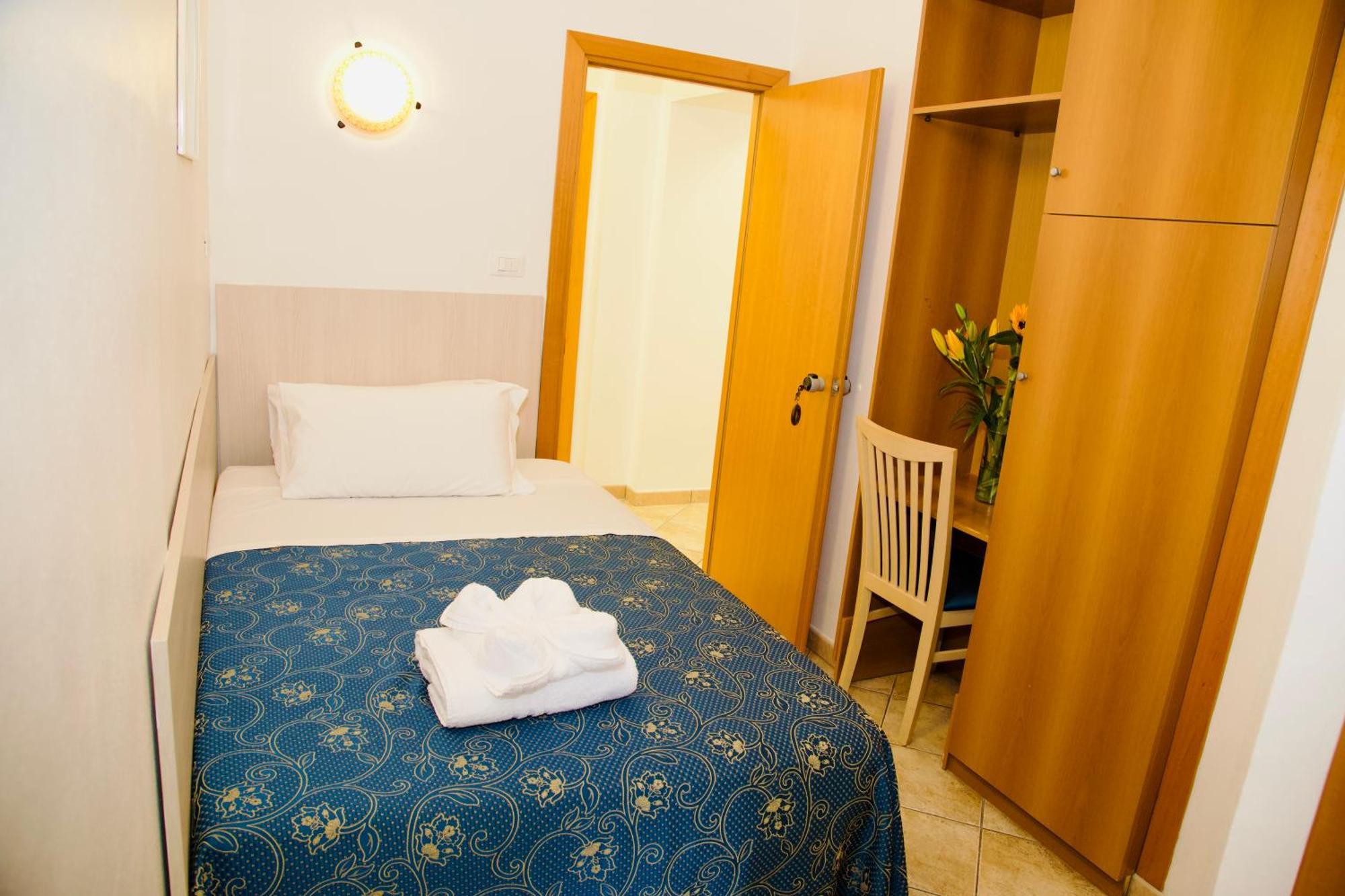 Albergo Marechiaro Рим Экстерьер фото