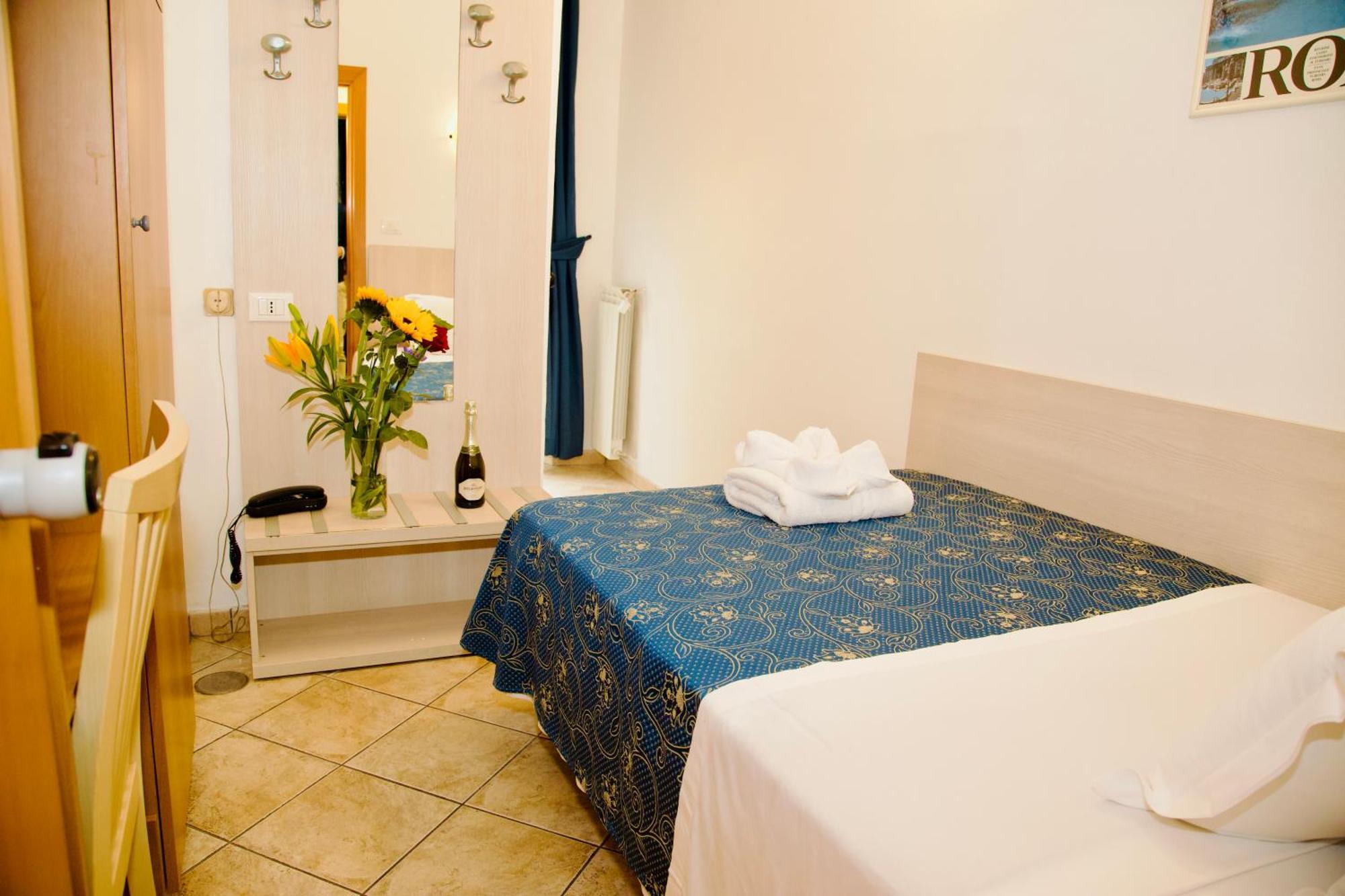Albergo Marechiaro Рим Экстерьер фото